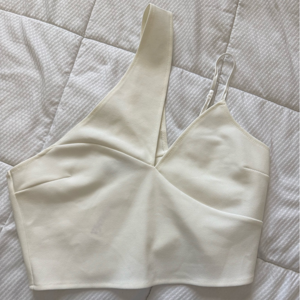 White off The shoulder Top